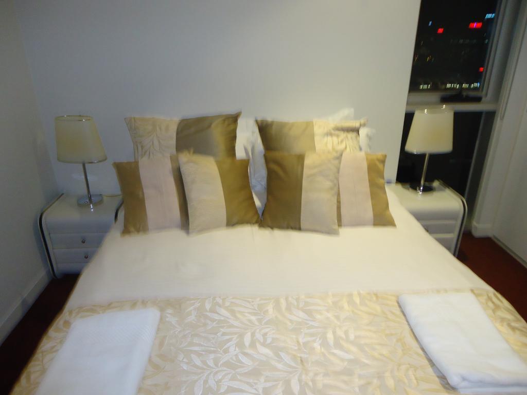 Anchor On Spencer Apartment Melbourne Room photo