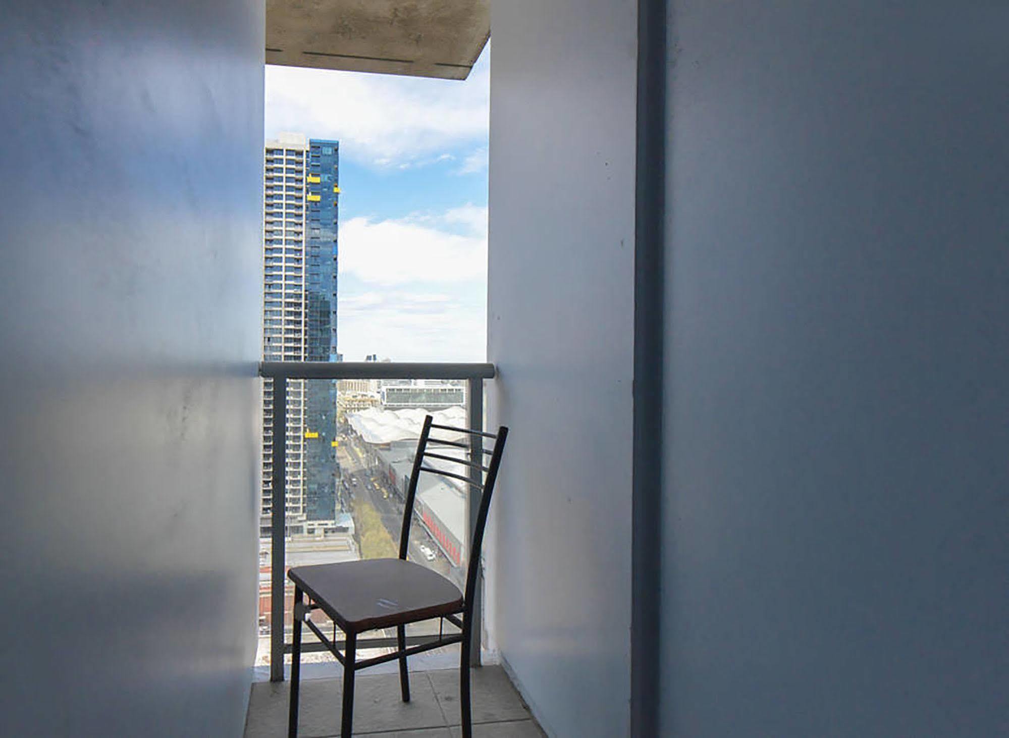 Anchor On Spencer Apartment Melbourne Exterior photo